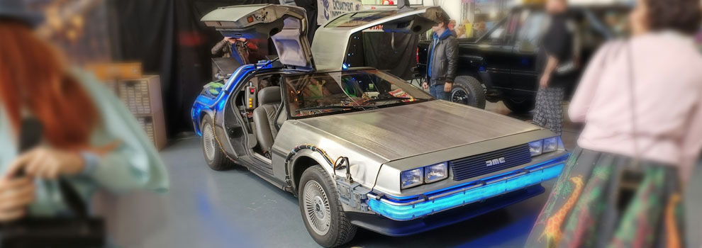 DeLorean-DMC-12